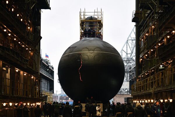 Slávnostný ceremoniál spustenia dieselelektrickej ponorky projektu 636.3 (Varshavyanka) Volkhov pre tichomorskú flotilu v Petrohrade.  - Sputnik International