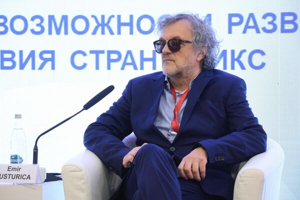 Srbský filmový režisér Emir Kusturica - Sputnik International