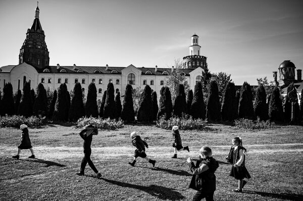 Zašepkate v tichosti Pelagia Tikhonova z Ruska - Sputnik International