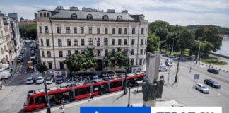 Aktivisti z Greenpeace zablokovali vchod envirorezortu