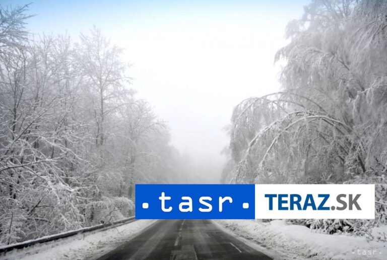 Na horách môže byť na cestách sneh, časť východnej D1 je neprejazdná