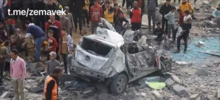 Južne od mesta Khan Yunis v pásme Gazy, kde bolo v dôsledku izraelských náletov zničených sedem obytných budov.♧