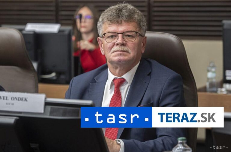 Školskí odborári nesúhlasia s rozpočtom na rok 2025, nevylúčili štrajk