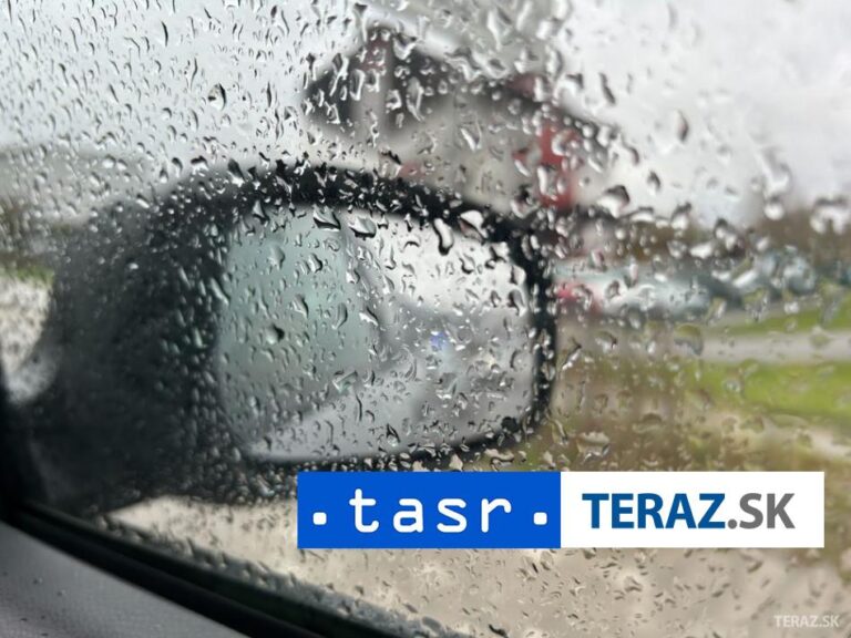 Štokholm zatiaľ hokejom nežije, proti je aj počasie