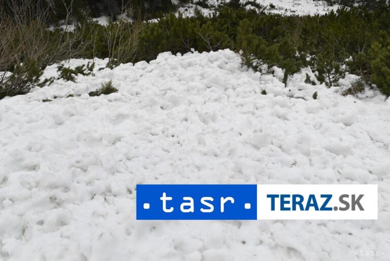 Lavínové nebezpečenstvo môže v nedeľu pre vietor a zrážky stúpať