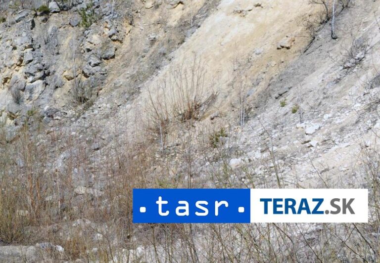 Úrady pripravujú evakuáciu švajčiarskej dedinky pre zosuv skál