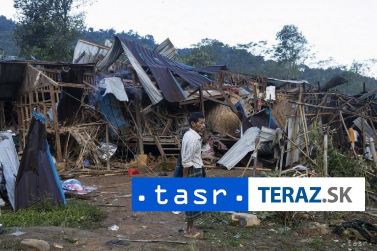 Čína dohodla zastavenie bojov medzi juntou a povstalcami