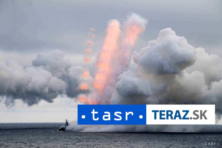 Minsk predstaví novú vojenskú doktrínu, týka sa i jadrových zbraní