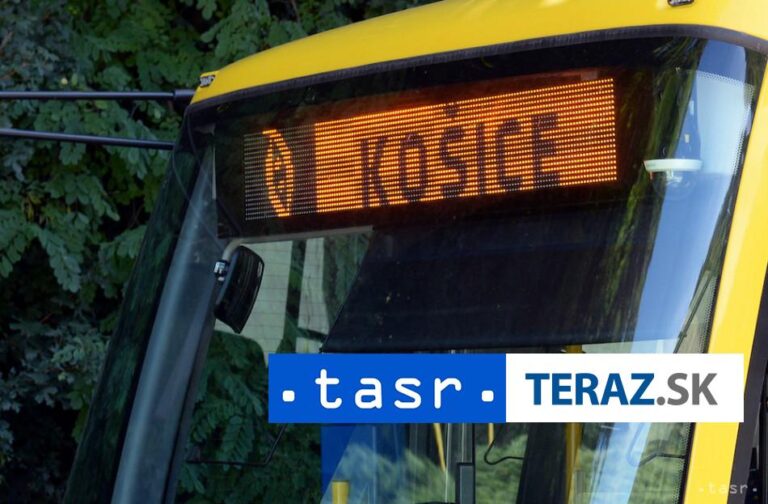 NEHODA V KOŠICIACH: Autobus sa zrazil s dvomi autami