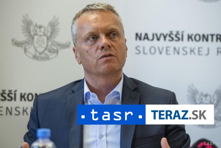 Nabúravanie nezávislosti zaznamenali viaceré kontrolné úrady