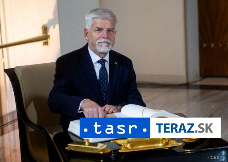 Pavel je v Izraeli, stretne sa s politikmi aj rodinami rukojemníkov