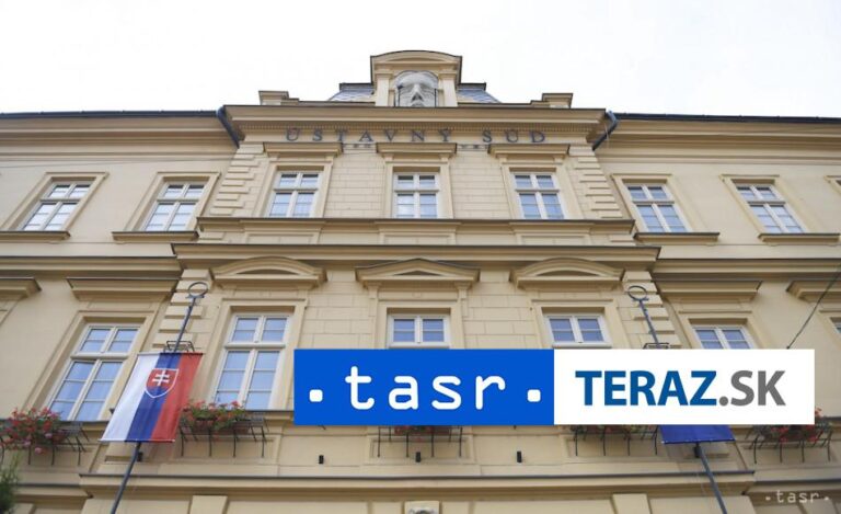 Ústavný súd zastavil konanie o zákone o envirozáťažiach