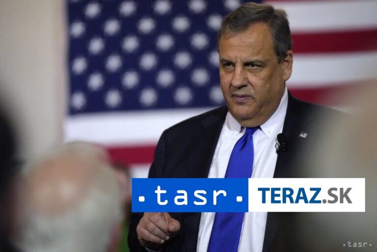 Republikán Christie odstúpil z boja o nomináciu vo voľbách