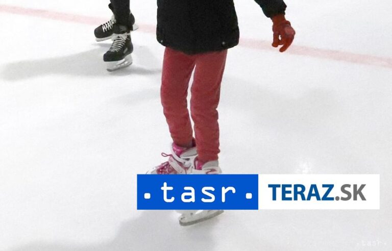 Na námestí v Brezne otvárajú Ľadové mestečko s klziskom