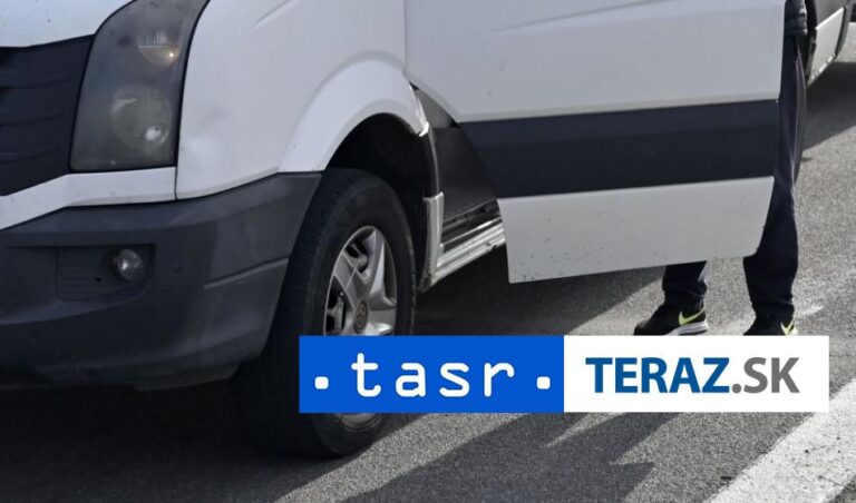 V Grécku za posledných 48 hodín úrady prijali vyše 200 migrantov