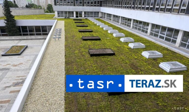 Budova martinského gymnázia bude mať novú vegetačnú strechu