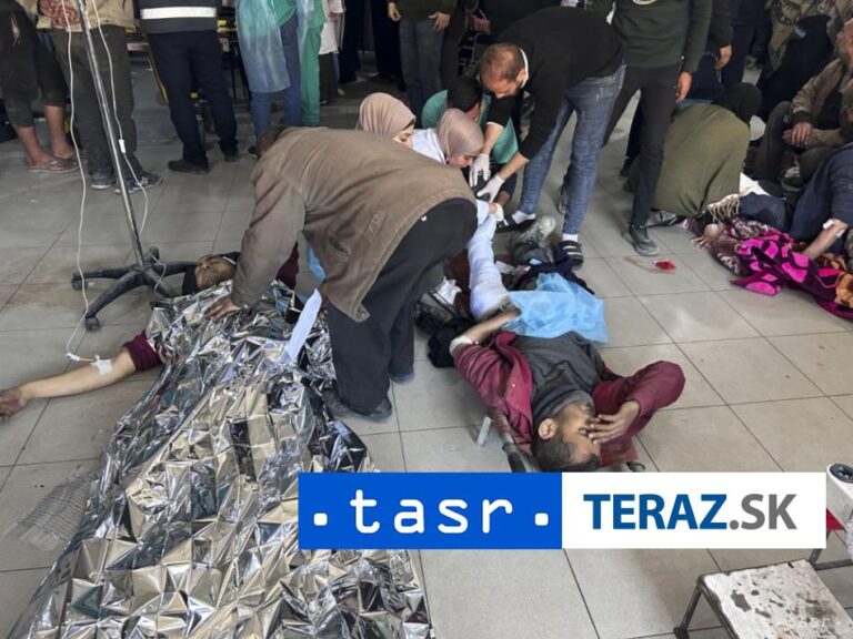 Izraelská armáda postrelila v Gaze počas masovej paniky desať ľudí