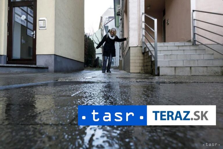 Na väčšine Slovenska sa ráno môže tvoriť poľadovica, večer má snežiť