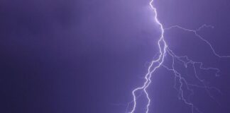 Búrka Claudia si v obci Seixal vyžiadala životy starších manželov