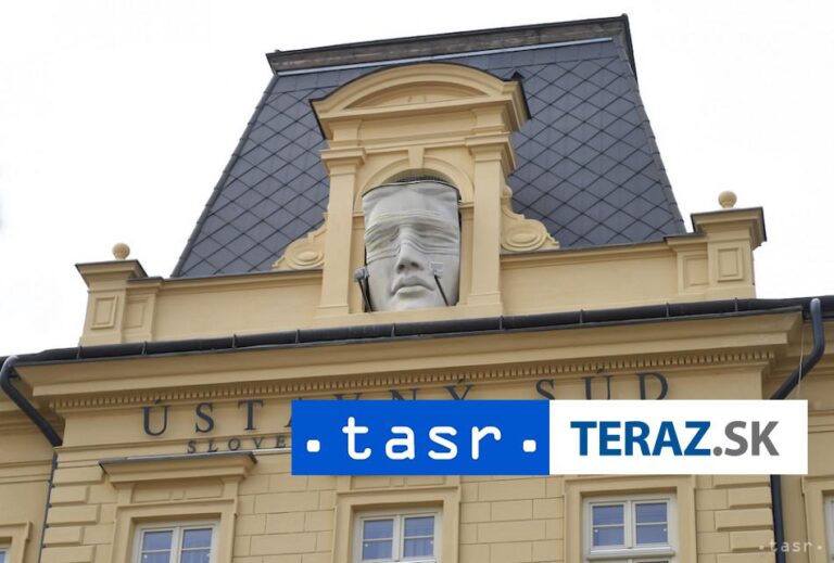 Časť infozákona o spoplatnení informácií je protiústavná