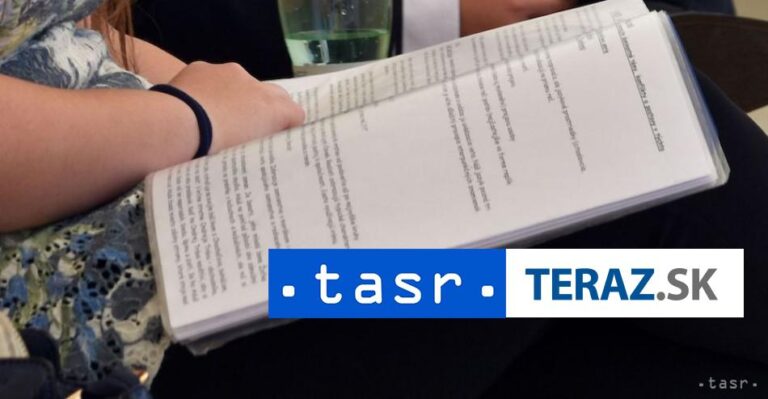 Z bývalého kina v Moldave nad Bodvou vybudovali mládežnícke centrum