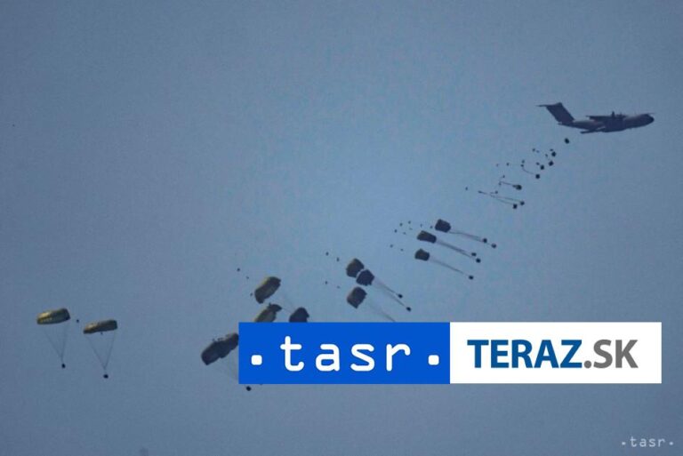 Balíky s pomocou vyhodené z lietadla zabili na zemi najmenej päť ľudí