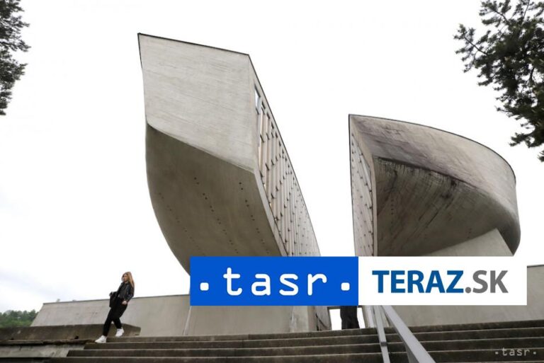 Múzeum SNP sa pripravuje na oslavy výročia,skulptúry pamätníka očistia