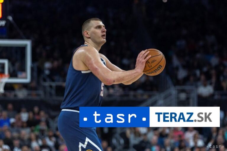 Jokič zaznamenal 31 bodov, Denver uspel na palubovke San Antonia