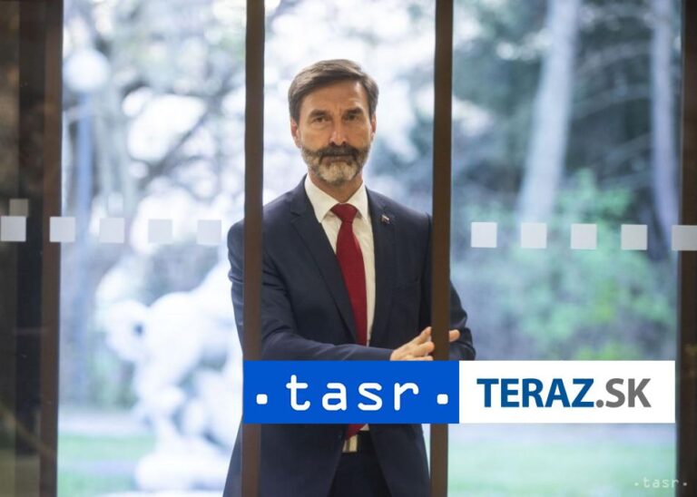 Zahraniční diplomati si v Bratislave pripomenuli Nežnú revolúciu