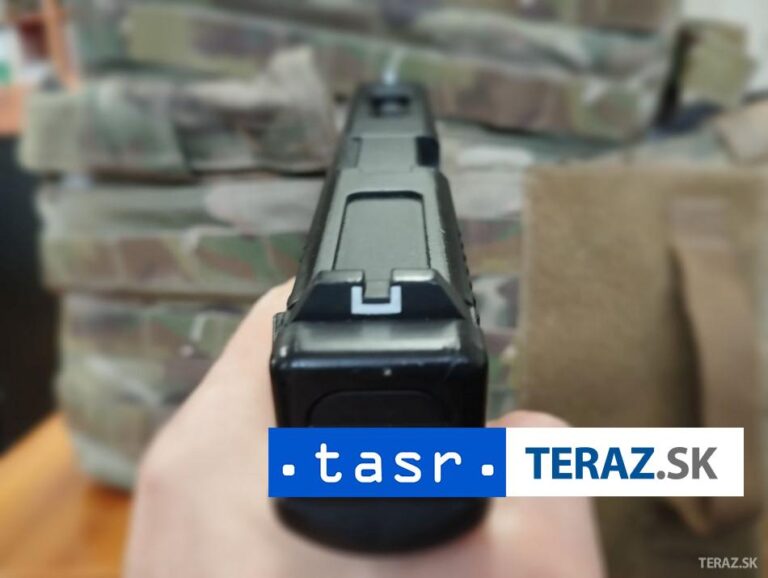 Policajt v nemocnici strieľal na útočníka,ktorý nožom ohrozoval lekára