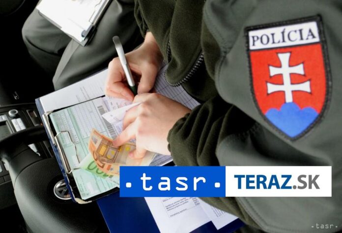 Policia-kontrolovala-cudzincov-v-Bratislave-udelila-14-pokut.jpg