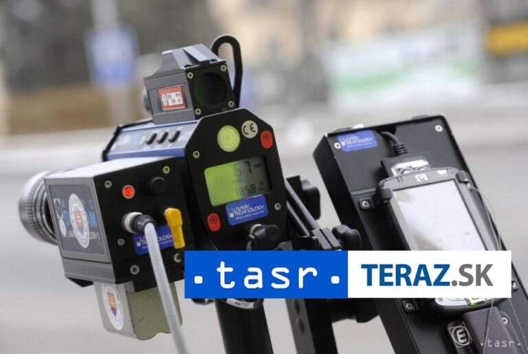 Polícia mala mimoriadnu akciu na diaľnici D1