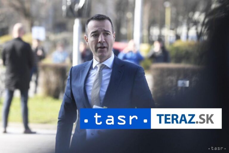 Drucker: Nahlasovať bombu na školách je zvrhlé