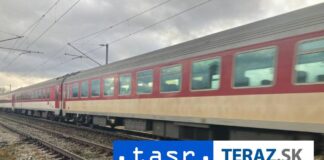 Počas surfovania na vlaku zahynula mladá Češka