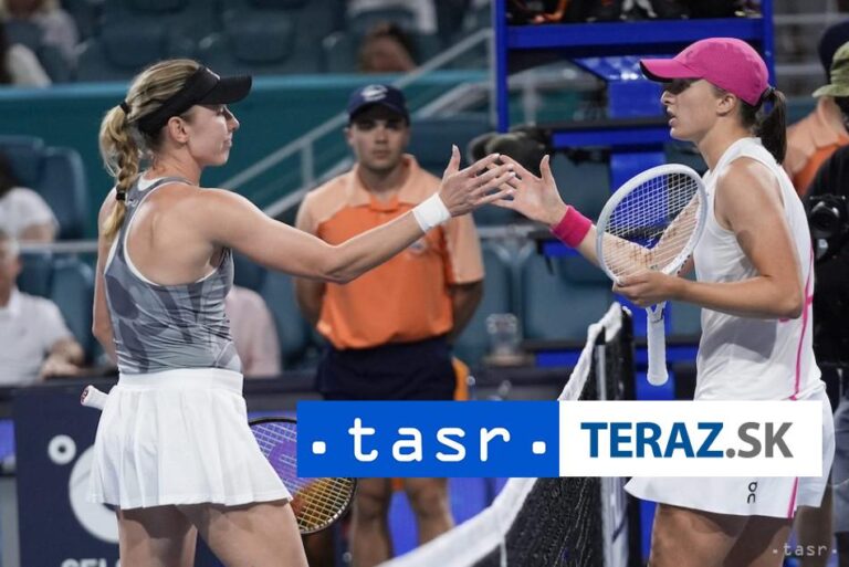Swiateková vypadla v osemfinále v Miami, nestačila na Alexandrovovú