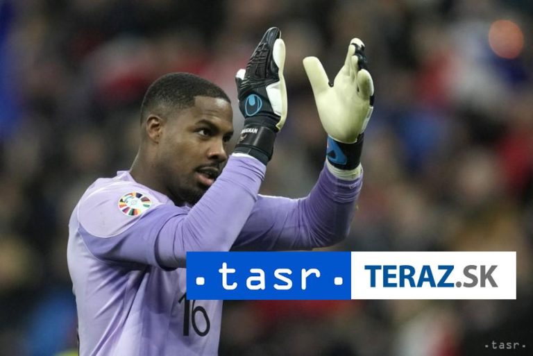 Francúzsky brankár Maignan si poranil stehenný sval