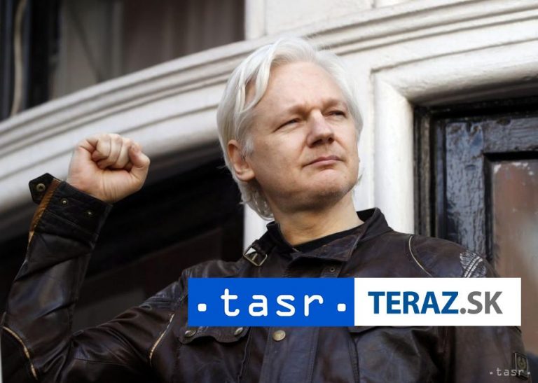 Pred piatimi rokmi zatkla polícia zakladateľa WikiLeaks J. Assangea