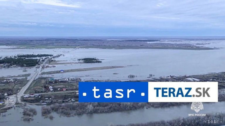 Ruské úrady nariadili evakuáciu 21 miest a obcí ohrozených záplavami