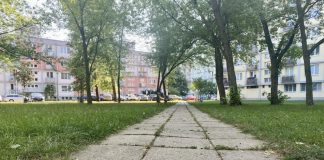 Krupina rozšírila chodník pri tenisovom ihrisku