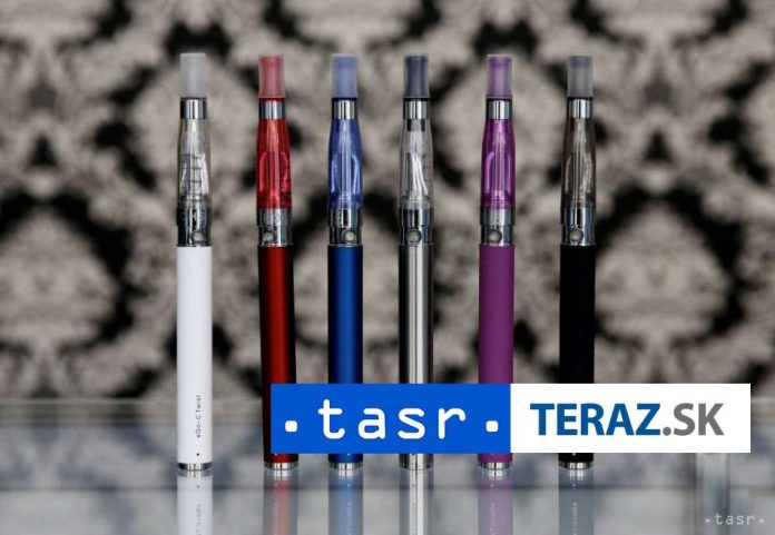 Zdanovat-sa-maju-po-novom-elektronicke-cigarety-ci-nikotinove-vrecuska.jpg