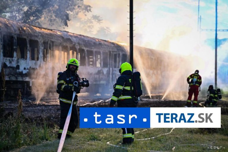 Hasiči zasahovali pri požiari vagónov na stanici v Bratislava – východ