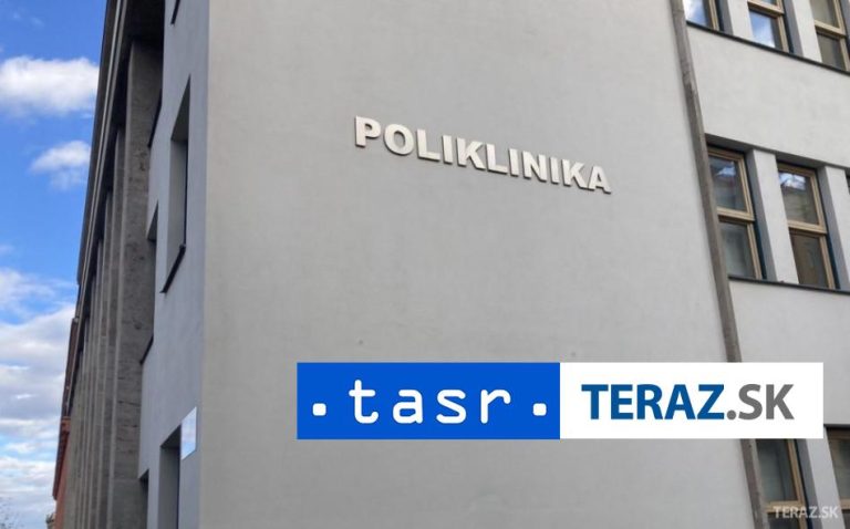 Vráble rekonštruujú priestory polikliniky, hlavný vstup je uzavretý