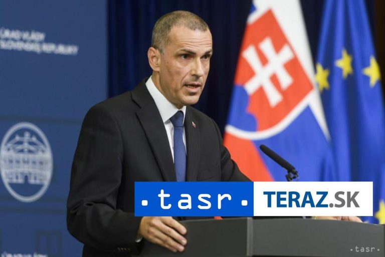 Ministerstvo vnútra zrušilo pokutu prezidentovi