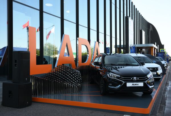 Stánok ruskej automobilovej značky Lada na SPIEF. Stánok ruskej automobilovej značky Lada na SPIEF. - Sputnik International