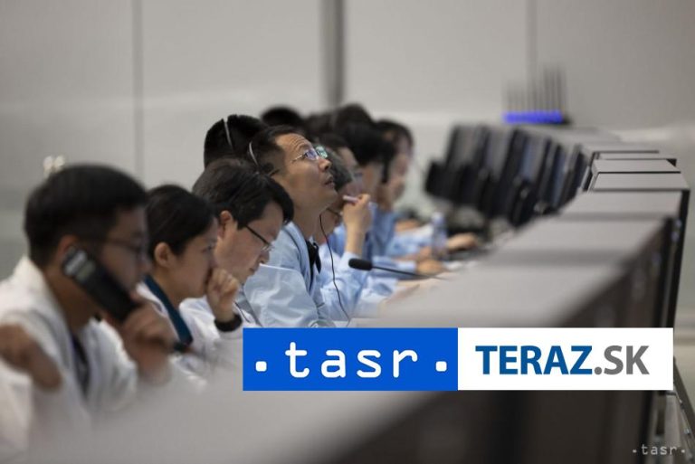 Čínska sonda Čchang-e 6 pristála na odvrátenej strane Mesiaca