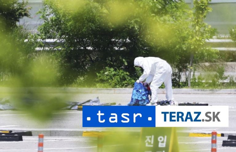 Severná Kórea vyslala asi 20 balónov s odpadom smerom nad Južnú Kóreu