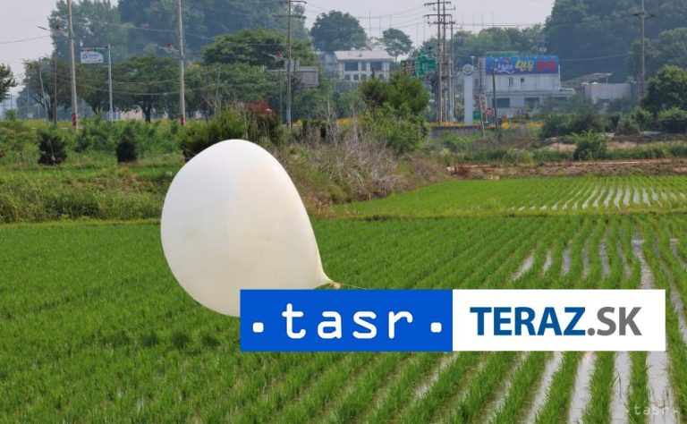 KĽDR znova poslala na juh balóny, tentoraz niesli pôdu s hlístami