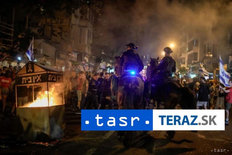 Izrael: Ultraortodoxní židia protestovali proti povolaniu do armády