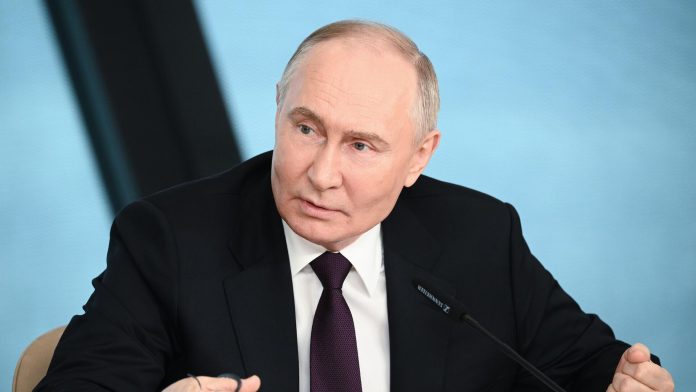 Putin-navstivi-Severnu-Koreu-18-az-19-juna-Kremel.jpg