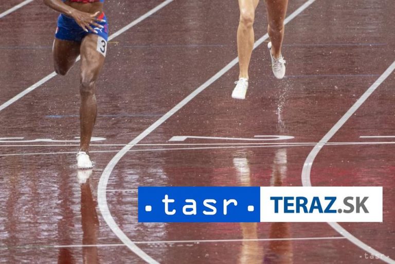 Slovenskí duatlonisti v štafete skončili na 10. mieste